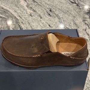 Men’s Olukai slip ons